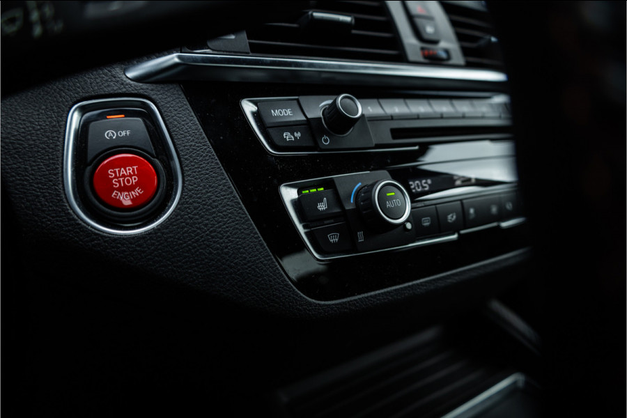 BMW 2 Serie Coupé M2 DCT - H&K | Memory | Carbon | Camera