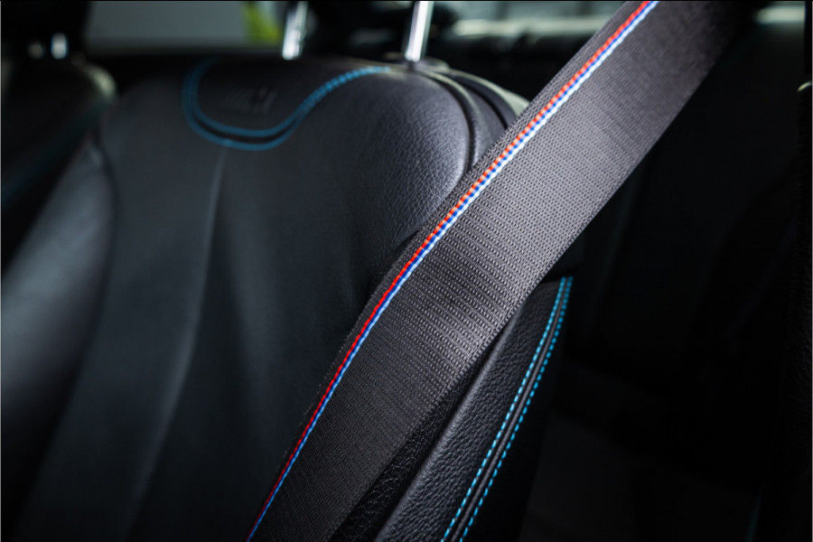 BMW 2 Serie Coupé M2 DCT - H&K | Memory | Carbon | Camera