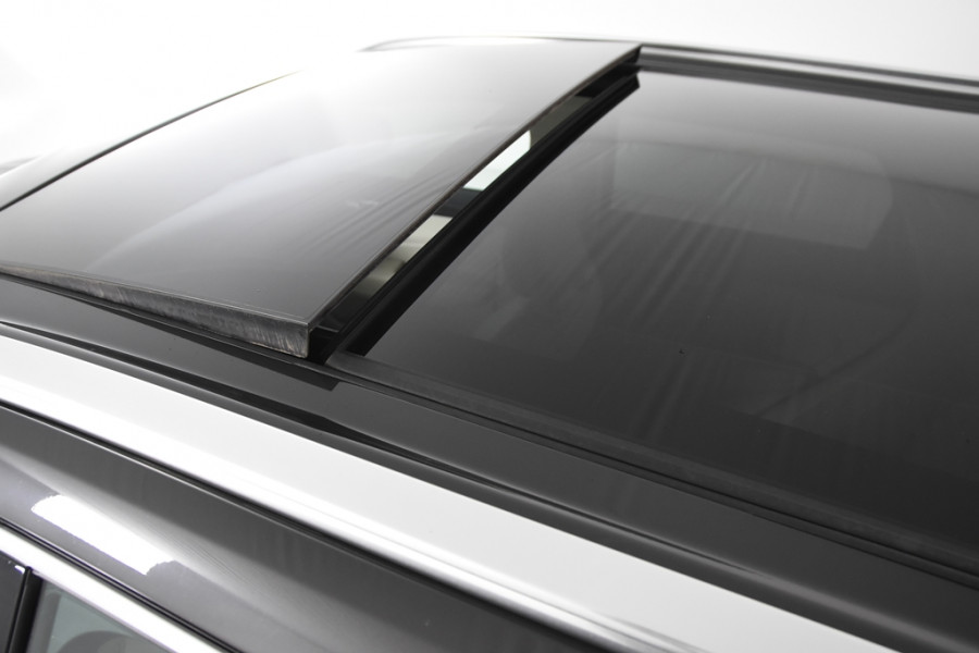 Volvo XC60 2.0 T6 Plug-in hybrid AWD Inscription *1ste Eigenaar*Leer*Panoramadak*Navigatie*