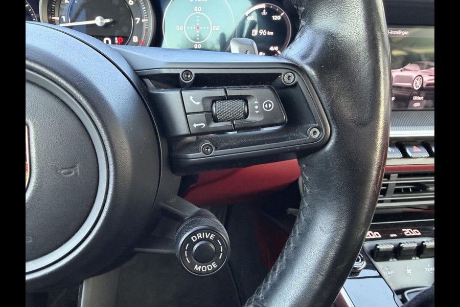 Porsche 911 Cabrio 3.0 Carrera S 450PK | Sport Chrono | Sport Uitlaat | 360* Camera | Stoelventilatie/Verwarming | DAB |