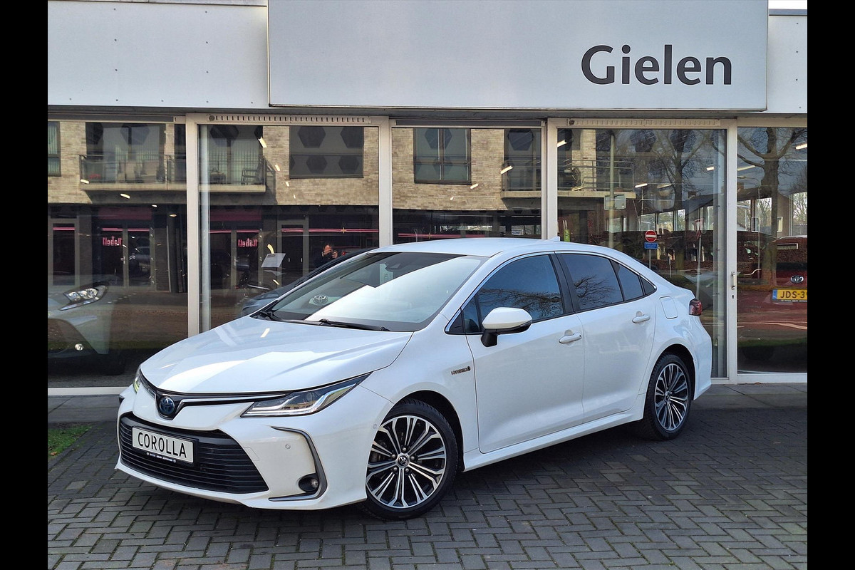 Toyota Corolla Sedan 1.8 Hybrid Style | Parkeersensoren, Navigatie, Keyless