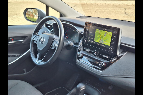 Toyota Corolla Sedan 1.8 Hybrid Style | Parkeersensoren, Navigatie, Keyless