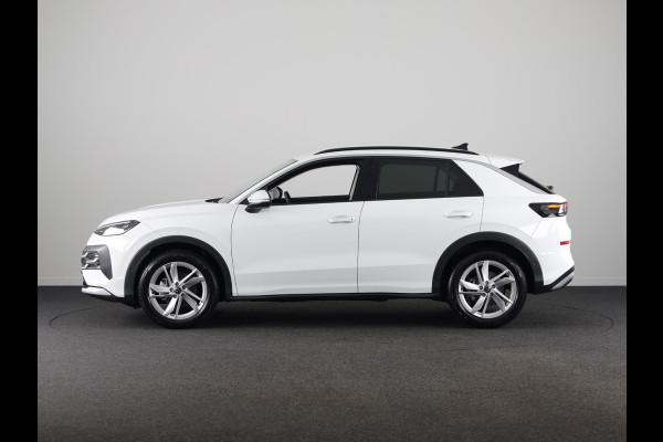 Volkswagen T-Roc Life First Edition 1.5 eTSI 85 kW / 116 PK SUV 7 v