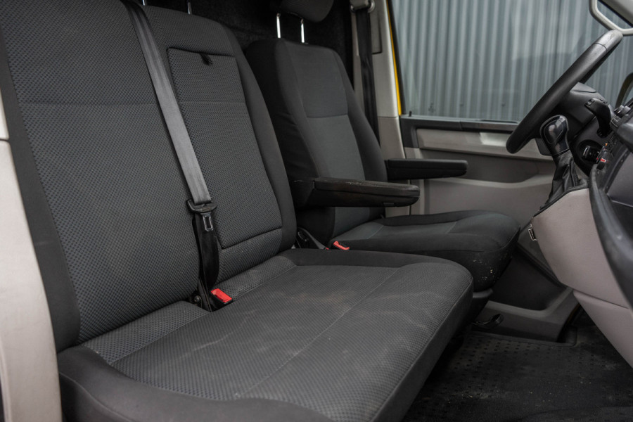 Volkswagen Transporter T5 2.0 TDI 4Motion | 204 PK | Carplay | Camera | Cruise | Navi | Airco | Trekhaak