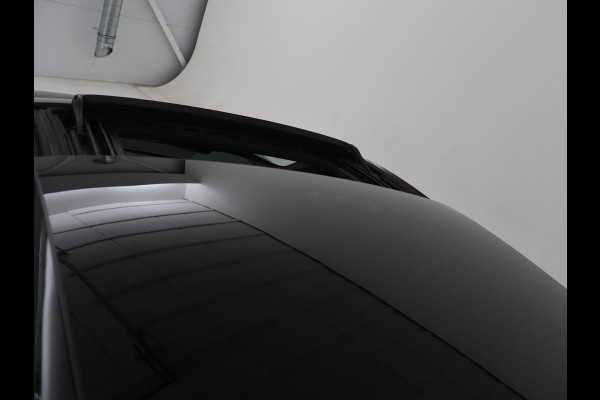 Audi A3 30 TFSI S edition | Panoramadak | Sportstoelen | Virtual Cockpit | Carplay | Half leder | Full LED | Parkeerhulp | Cruise control | Bluetooth | Climate control | Navigatie | S Line