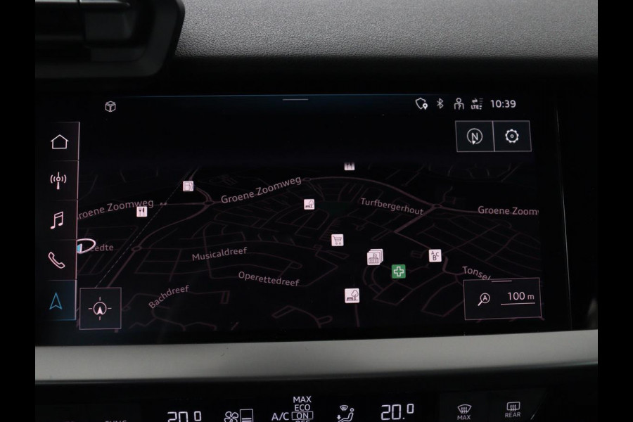 Audi A3 30 TFSI S edition | Panoramadak | Sportstoelen | Virtual Cockpit | Carplay | Half leder | Full LED | Parkeerhulp | Cruise control | Bluetooth | Climate control | Navigatie | S Line