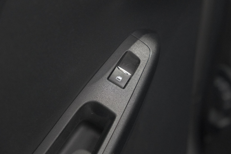 Ford Puma 1.0 EcoBoost Hybrid ST-Line | Trekhaak | Camera | Navigatie | Apple Carplay