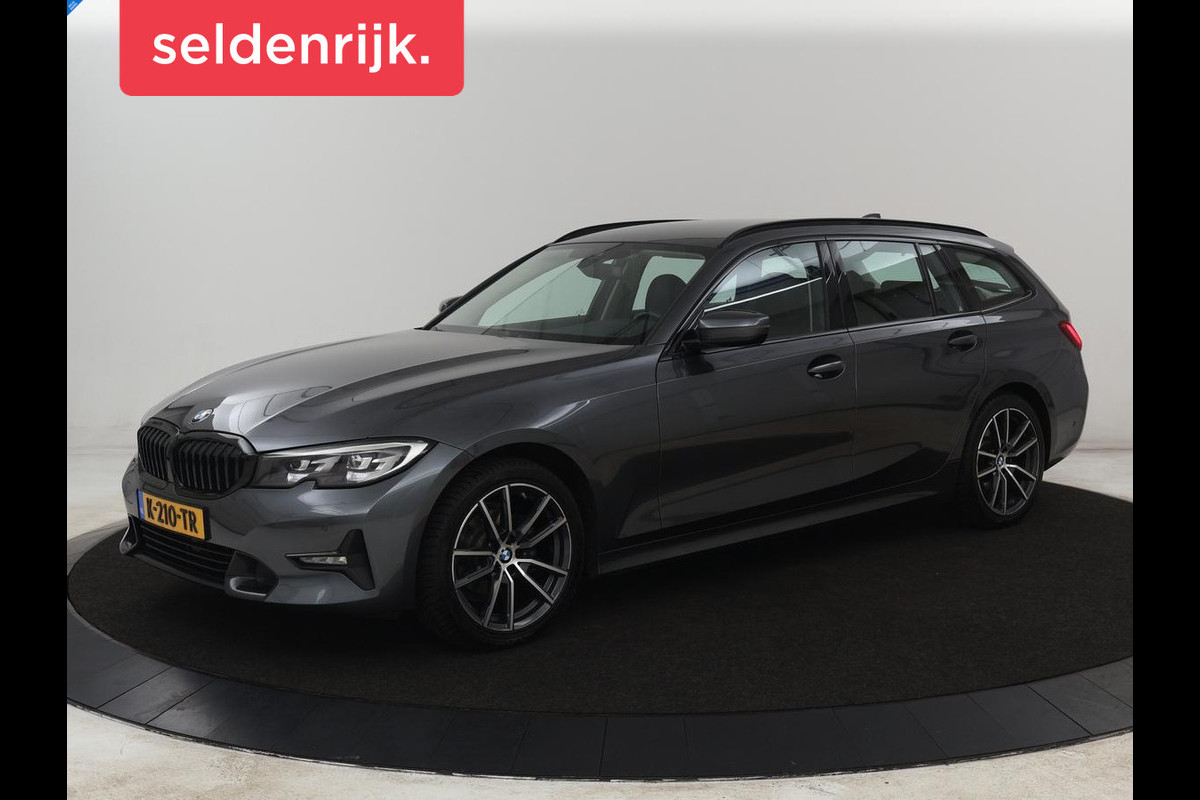 BMW 3 Serie Touring 318i Sport Line | Sportstoelen | Half leder | Live Cockpit | Carplay | Navigatie | Sfeerverlichting | Parkeerhulp | Climate control | Bluetooth | Cruise control