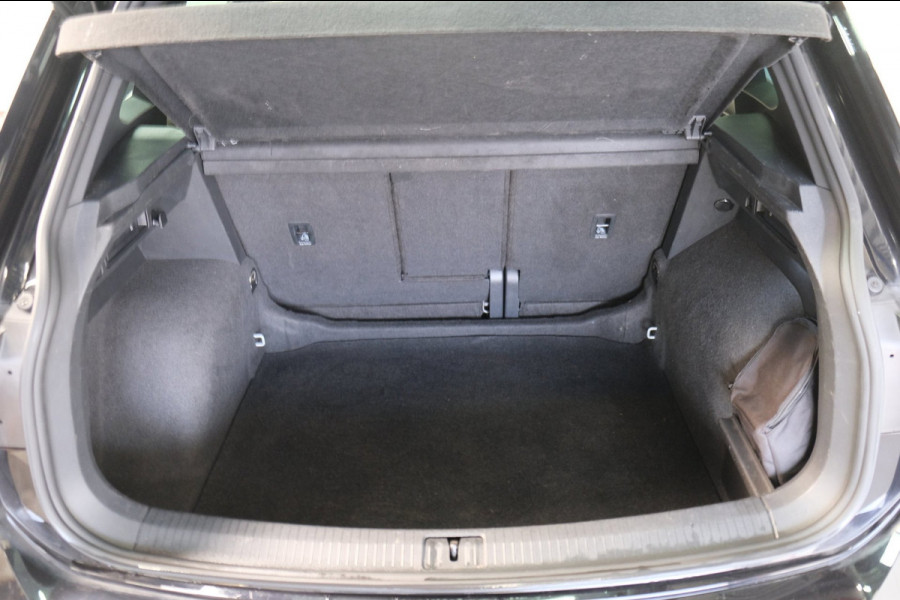 Volkswagen Tiguan 1.5 TSI 2x R-Line Automaat - N.A.P. Virtual Cockpit, Carplay, IQ Light, Navi.