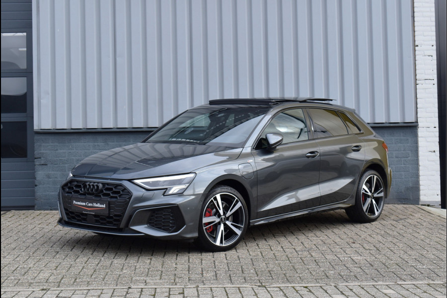 Audi A3 Sportback 45 TFSI e S-Line 245 Pk Pano Navi ACC RS-Stoel Full Led PDC 18 Inch