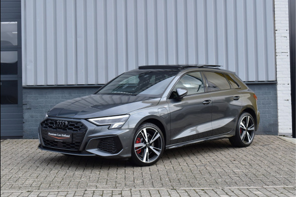 Audi A3 Sportback 45 TFSI e S-Line 245 Pk Pano Navi ACC RS-Stoel Full Led PDC 18 Inch