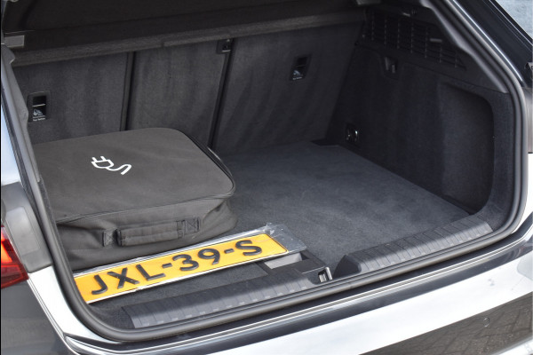 Audi A3 Sportback 45 TFSI e S-Line 245 Pk Pano Navi ACC RS-Stoel Full Led PDC 18 Inch