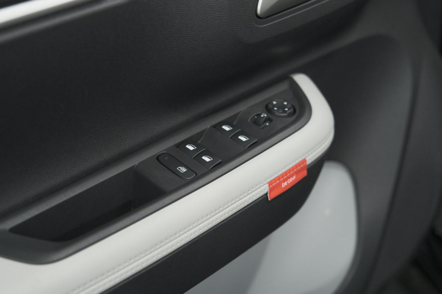 Citroën ë-C3 Max 113pk 44 kWh | 7 KW Laadfunctie |  Camera | Navigatie | Apple Carplay | Parkeersensoren