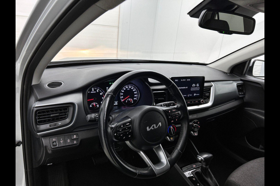 Kia Stonic 1.0 T-GDi MHEV DynamicLine AUTOMAAT | CARPLAY | CRUISE