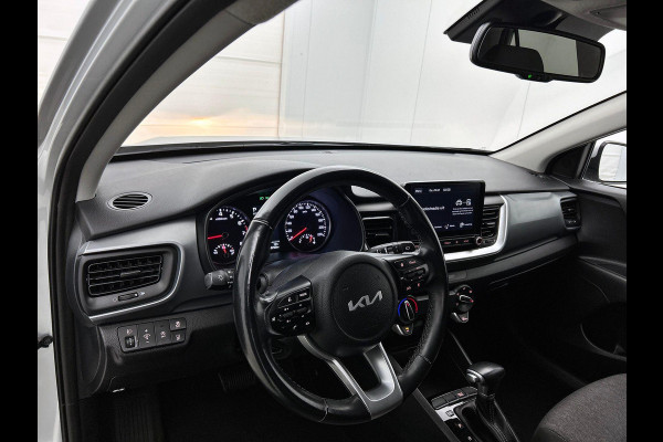 Kia Stonic 1.0 T-GDi MHEV DynamicLine AUTOMAAT | CARPLAY | CRUISE
