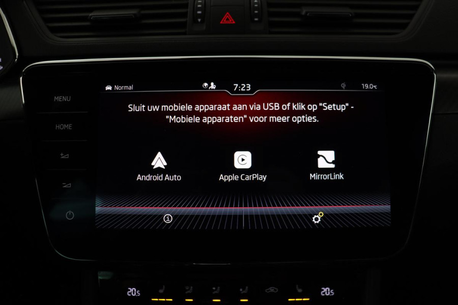 Škoda Superb 1.4 TSI iV Sportline | Trekhaak | Stoelverwarming | Matrix LED | Virtual Cockpit | Camera | Alcantara | Canton sound | Memory | Carplay | Navigatie | PHEV