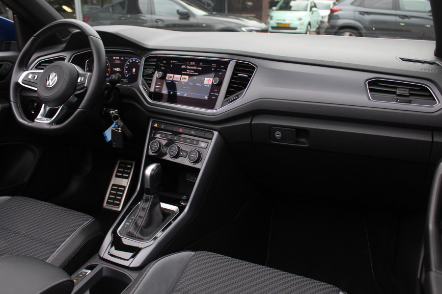 Volkswagen T-Roc Cabrio 1.5 TSI R-Line / Navigatie / Parkeerhulp V+A / 19'' / Keyless / ACC / DAB / Stoelverwarming