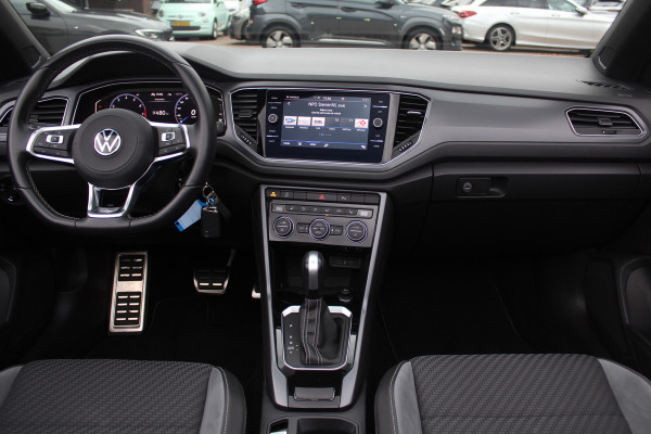 Volkswagen T-Roc Cabrio 1.5 TSI R-Line / Navigatie / Parkeerhulp V+A / 19'' / Keyless / ACC / DAB / Stoelverwarming