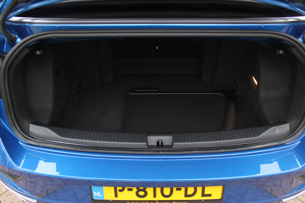 Volkswagen T-Roc Cabrio 1.5 TSI R-Line / Navigatie / Parkeerhulp V+A / 19'' / Keyless / ACC / DAB / Stoelverwarming