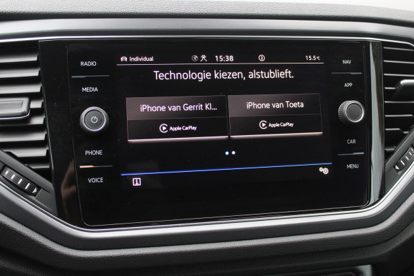 Volkswagen T-Roc Cabrio 1.5 TSI R-Line / Navigatie / Parkeerhulp V+A / 19'' / Keyless / ACC / DAB / Stoelverwarming