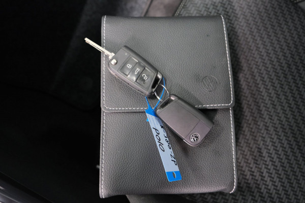 Volkswagen Polo 1.0 TSI Highline Business 2x R-Line - N.A.P. Airco, Cruise, Carplay, Camera, Virtual Cockpit, PDC, Navi.