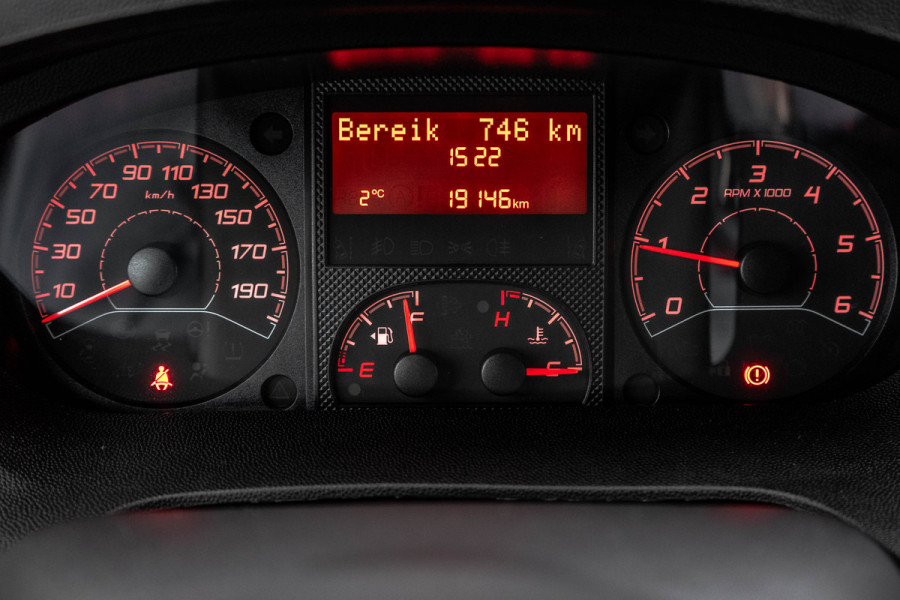 Citroën Jumper 35 2.0 BlueHDi | Bakwagen | Uniek laadsysteem | Camera | Cruise | Navi | Airco