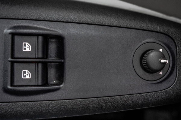 Citroën Jumper 35 2.0 BlueHDi | Bakwagen | Uniek laadsysteem | Camera | Cruise | Navi | Airco