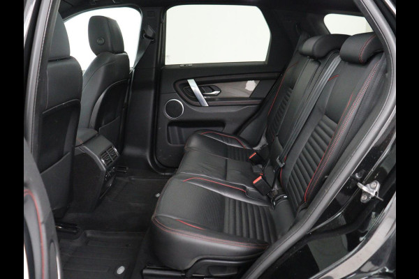 Land Rover Discovery Sport P300e 1.5 R-Dynamic SE | Panoramadak | Head-Up | Leder | Trekhaak | Matrix LED | Stoelverwarming | Keyless | Park Assist | Carplay | Navigatie | Memory | PHEV | Plug In