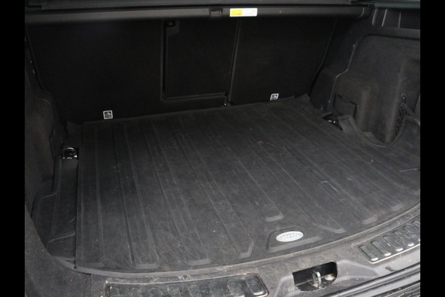 Land Rover Discovery Sport P300e 1.5 R-Dynamic SE | Panoramadak | Head-Up | Leder | Trekhaak | Matrix LED | Stoelverwarming | Keyless | Park Assist | Carplay | Navigatie | Memory | PHEV | Plug In