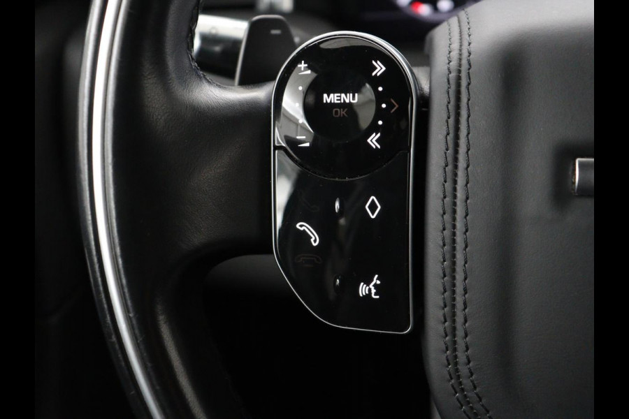 Land Rover Discovery Sport P300e 1.5 R-Dynamic SE | Panoramadak | Head-Up | Leder | Trekhaak | Matrix LED | Stoelverwarming | Keyless | Park Assist | Carplay | Navigatie | Memory | PHEV | Plug In