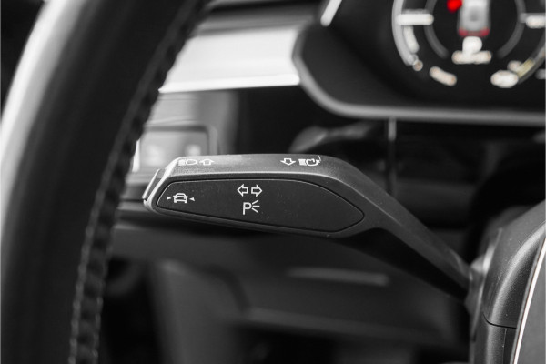 Audi e-tron 55 Quattro Advanced Pro Line+ 95 kWh S-Line Zwart Optiek Pano ACC HUD Trekhaak