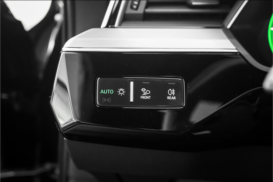 Audi e-tron 55 Quattro Advanced Pro Line+ 95 kWh S-Line Zwart Optiek Pano ACC HUD Trekhaak