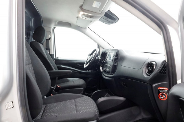 Mercedes-Benz Vito 114 CDI 136pk Compact 9G Automaat 2x Schuifdeur/LED/Camera/Inrichting 09-2022