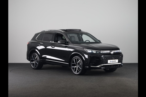 Volkswagen Tiguan 1.5 eHybrid R-Line Edition 272PK | Panoramadak | Camera | Wegklapbare trekhaak | Verlengde garantie