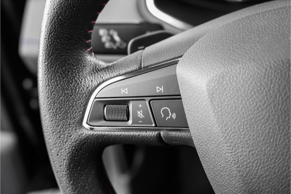 Seat Arona 1.5 TSI EVO FR Business Intense+ ACC Camera CarPlay ACC