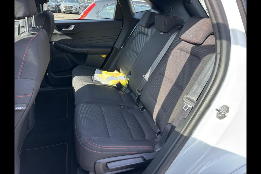 Ford Kuga 2.5 PHEV ST-Line 225pk | Trekhaak afneembaar | Adaptive cruise control | Winter Pack | Dodehoeksensoren | Achteruitrijcamera | Elektrische Achterklep