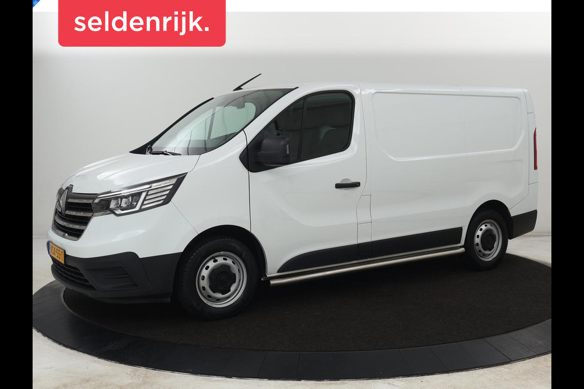 Renault Trafic 2.0 dCi T29 L1H1 Comfort | Trekhaak | Airco | Bluetooth | Parkeerhulp | Camera | Full LED | Cruise control | 3 Persoons