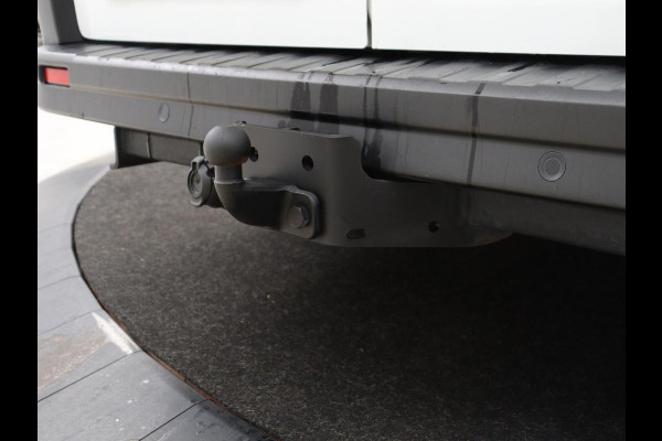 Renault Trafic 2.0 dCi T29 L1H1 Comfort | Trekhaak | Airco | Bluetooth | Parkeerhulp | Camera | Full LED | Cruise control | 3 Persoons