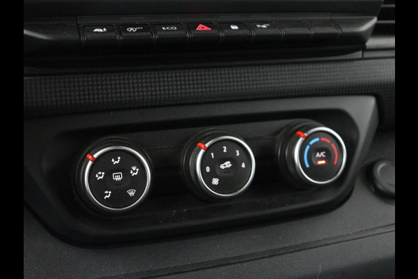 Renault Trafic 2.0 dCi T29 L1H1 Comfort | Trekhaak | Airco | Bluetooth | Parkeerhulp | Camera | Full LED | Cruise control | 3 Persoons