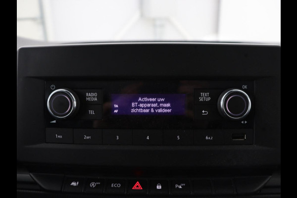 Renault Trafic 2.0 dCi T29 L1H1 Comfort | Trekhaak | Airco | Bluetooth | Parkeerhulp | Camera | Full LED | Cruise control | 3 Persoons