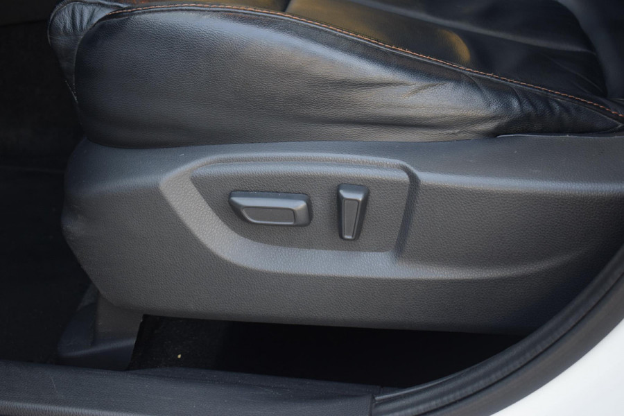 Mitsubishi Eclipse Cross 1.5 DI-T Pure | Trekhaak | Pano | Leer | HUD