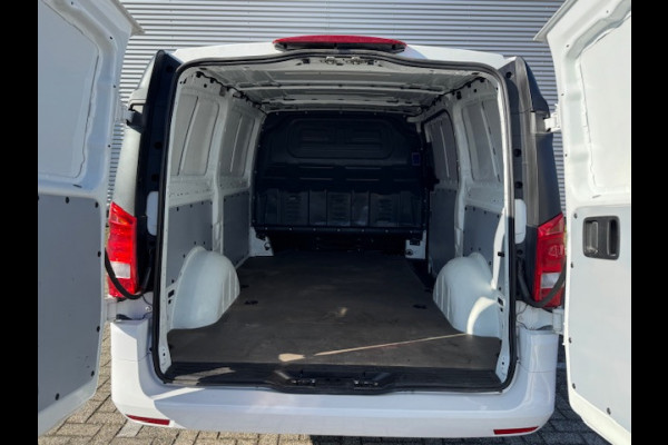 Mercedes-Benz Vito 114 CDI Lang,Cruisecontrol,Navigatie,Camera,Lm-velgen, Bluetooth,