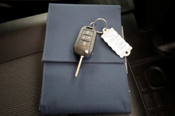 Peugeot Expert 1.5 BlueHDI 102pk Koelwagen/Vriezer 12V+230V 04-2022