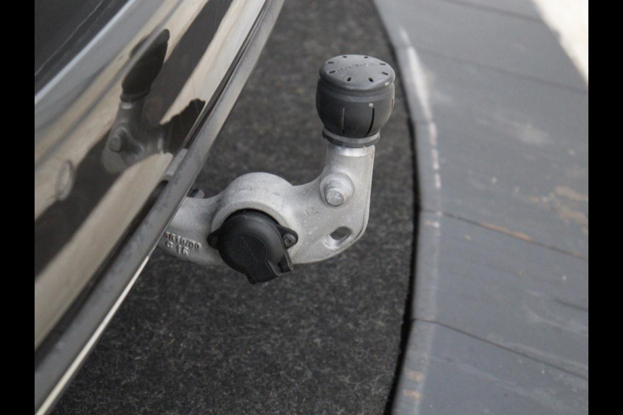 Volvo V60 2.0 T5 Inscription | Trekhaak | Leder | Stoelverwarming | Carplay | Navigatie | Memory | Full LED | Cruise control | Climate control | Bluetooth