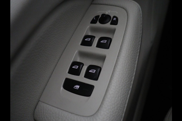 Volvo V60 2.0 T5 Inscription | Trekhaak | Leder | Stoelverwarming | Carplay | Navigatie | Memory | Full LED | Cruise control | Climate control | Bluetooth