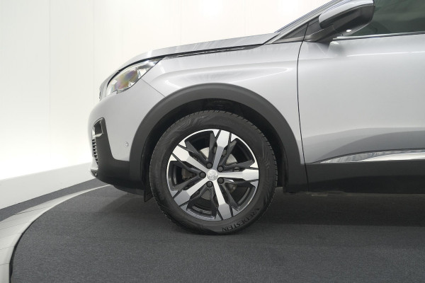 Peugeot 3008 PureTech 130 EAT8 Crossway | Trekhaak | Camera | Dodehoekdetectie | Stoelverwarming | Apple Carplay