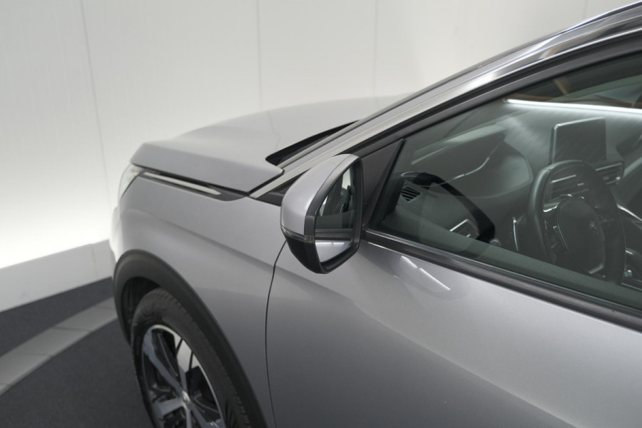 Peugeot 3008 PureTech 130 EAT8 Crossway | Trekhaak | Camera | Dodehoekdetectie | Stoelverwarming | Apple Carplay