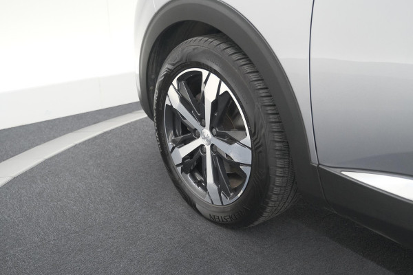 Peugeot 3008 PureTech 130 EAT8 Crossway | Trekhaak | Camera | Dodehoekdetectie | Stoelverwarming | Apple Carplay