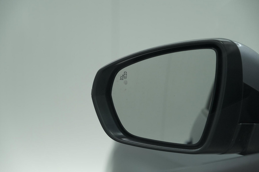 Peugeot 3008 PureTech 130 EAT8 Crossway | Trekhaak | Camera | Dodehoekdetectie | Stoelverwarming | Apple Carplay