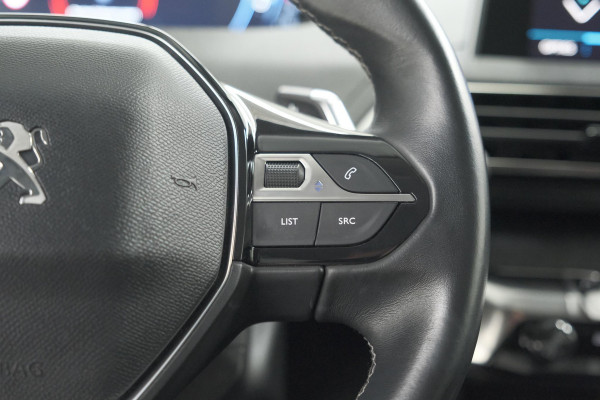 Peugeot 3008 PureTech 130 EAT8 Crossway | Trekhaak | Camera | Dodehoekdetectie | Stoelverwarming | Apple Carplay